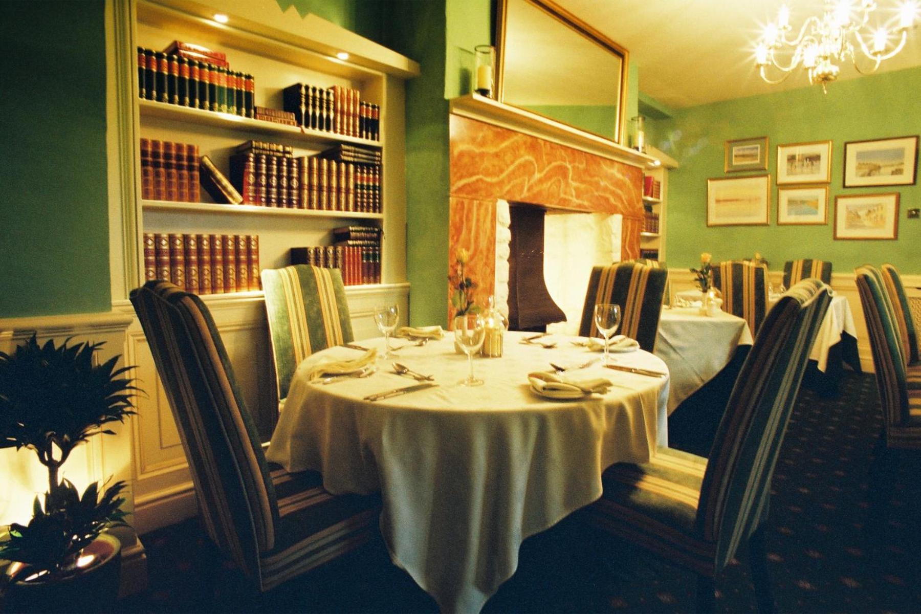 Bishopsgate House Hotel Бомарис Экстерьер фото