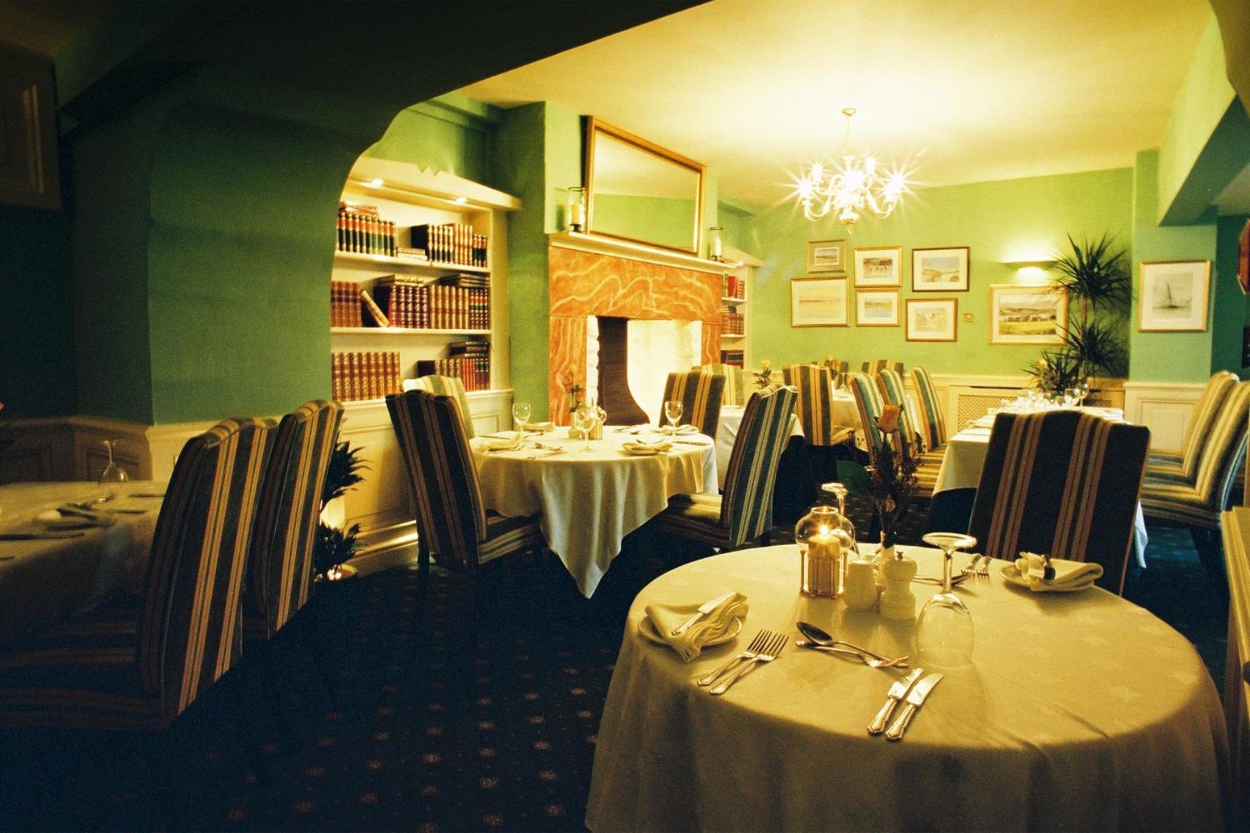 Bishopsgate House Hotel Бомарис Экстерьер фото